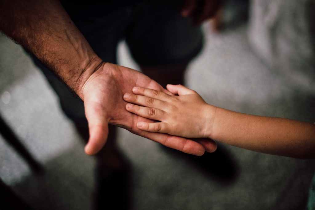 Jak poprawić relacje z rodzicami? DDA